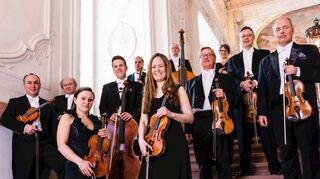 Zugesagt hat das Kurpfälzische Kammerorchester Mannheim ein Konzert im März. Der Schwerpunkt wird wahrscheinlich auf der Romantik liegen.