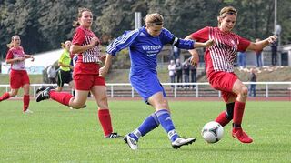 <p>Die Fußball-Frauen des VfB Bad Mergentheim feierten einen glatten und hochverdienten 3:0-Heimsieg gegen die Gäste aus Ludwigsburg.</p>