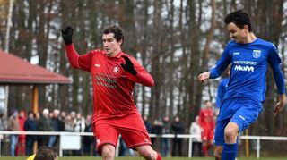 Der TSV Assamstadt (rote Trikots) lag gegen den SV Königshofen nach 18 Minuten bereits mit 3:0 zurück.