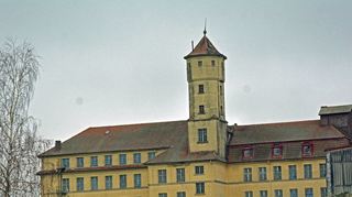 Die „Nudelburg“ in Gerabronn: Der Lagerbau ist das einzige größere Relikt der „Schüle-Hohenlohe AG“. Nudeln wurden dort allerdings nie hergestellt.
