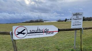 Die Southsidebase stellte den Antrag auf Dauergenehmigung zweier Flugzeuge. Bürger befürchten nun die Ausweitung des Flugbetriebs und eine damit einhergehende noch höhere Lärmbelastung.