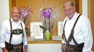 Die Musikantenbrüder Kurt (links) und Eduard Hauck musizieren seit 60 Jahren bei den Eiersheimer Musikanten. Sie begannen 1961 als sieben und sechsjährige Jungen bei der Musikkapelle Eiersheim mit dem Musikspielen.