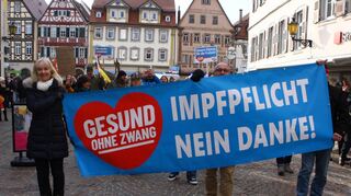 MdB Dr. Christina Baum führte während der Coronazeit Demonstrationen gegen Pandemie-Maßnahmen in der Region an.