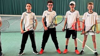 Die Meistermannschaft U 12 aus Markelsheim.