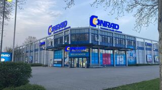 Die Conrad-Filiale in der Morchfeldstraße in Mannheim schließt.