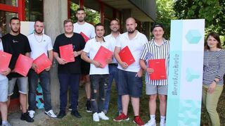 Klasse F3ML mit Klassenlehrer Matthias Rieger und Fachlehrerin Sonja Hanak.