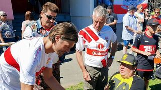 Die Autogramme der „Allstars“ des VfB Stuttgart, der Königshöfer „Lokalmatador“ Martin Lanig, waren begehrt – auch bei Sympathisanten anderer Bundesligisten.