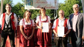 Ehrungen: Das Vorstandsteam Thomas Barthel und Stefanie Oberst mit Brigitte Hepp, Michael Hehn-Mark und Valentin Kimmelmann.