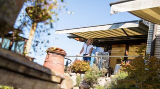 Ein Eigenheim bedeutet für viele Sicherheit und Geborgenheit und scheint der ideale Weg zum Altern zu sein.