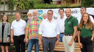 Minister Peter Hauk informierte sich über das Streuobst-Projekt des Naturparks sowie die Bildungskooperation zwischen dem Naturpark Neckartal-Odenwald und den NaturFreunden Neckarbischofsheim.