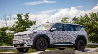 mid Groß-Gerau - Der Kia EV9 wird jetzt noch einmal auf Herz und Nieren getestet.