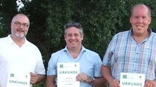 Ehrungen von Meistern und Aufsteigern im Tischtennisbezirk (von links): Thomas Henninger (TTC Oberschüpf), Frank Breunig (SV Dertingen), Bastian Kohl (SV Niklashausen).
