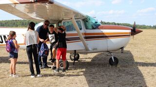 Viel Spaß hatten die Kinder beim Ferienprogramm auf dem Flugplatz in Unterschüpf.