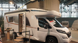 mid Düsseldorf - Die Bugpartie mit separatem Fahrerhaus zeigt sich wie gewohnt.