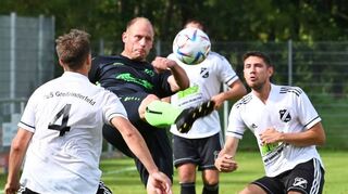 Alles Mühen war umsonst: Oberwittstadt musste sich gegen den kessen Aufsteiger TuS Großrinderfeld mit einem 0:0 begnügen.