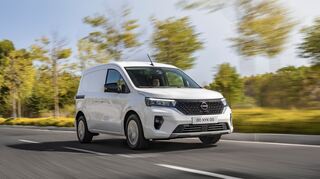 mid Groß-Gerau - Die Preisliste des Nissan Townstar EV startet bei 33.750 Euro plus Mehrwertsteuer für den Kastenwagen MY22.