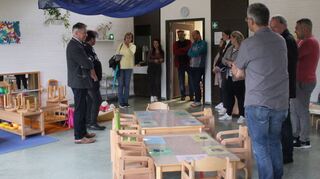 Mit einer Vorortbegehung der Kinderkrippe U3 in der Grundschule Mudau starteten die turnusgemäßen Gemeinderatssitzungen nach der Sommerpause.