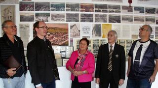 Ausstellung eröffnet: (von links) Herbert Bieber, Bürgermeister Dr. Lukas Braun, Brigitte Simonson, Bernhard Geisler und Ulrich Stier.