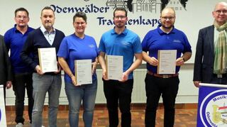 Verdiente Musiker wurden durch den Bund Deutscher Blasmusikverbände geehrt.
