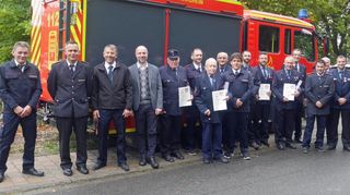 Bei der Versammlung der Feuerwehr Erfeld standen Ehrungen und Beförderungen auf der Tagesordnung.