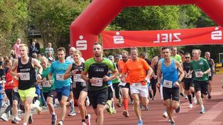 Im Hauptlauf wurde ein starkes Teilnehmerfeld auf die Strecke geschickt.