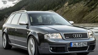 Auf den ersten Blick ein gewöhnlicher Kombi. Doch der Audi RS6 Avant hat es faustdick unter der Haube.