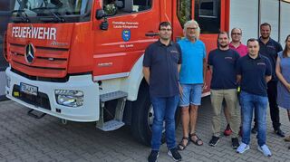 Der alte und der neue Vorstand des Feuerwehrfördervereins, Abteilung Lauda (von links): Alex Wünsch, Jürgen Schmitt, Johannes Weckesser, Gunter Hemmrich, Jens Bamberger, Jochen Klingert und Tina Hemmrich.