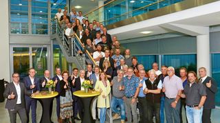 Das Bauunternehmen Leonhard Weiss ehrte in Satteldorf zahlreiche Jubilarinnen und Jubilare.
