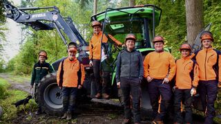 Wald-Profis: Anna Hecht, Werner Frank, Fabian Popp, Stephan Brameier, Julius Schmidt, Nico Kainz und Bastian Geier (von links).