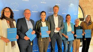 In einer Feierstunde ehrte der Oberbürgermeister Mitarbeiterinnen und Mitarbeiter der Stadt für 40 oder 25 Jahre im Öffentlichen Dienst.