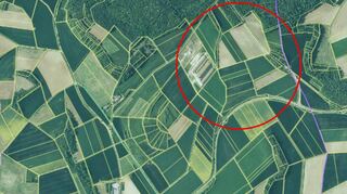 Die eingekreiste Fläche zeigt die Putenmastanlage und „Kleinhansenhöhe“. Dort wird die erste PV-Anlage der BEBuchen gebaut.