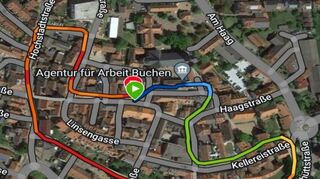 Der Halloween-Lauf startet wie immer auf dem Marktplatz. Statt über Kellerei- und Friedrichstraße verläuft er wegen Baumaßnahmen und eines baufälligen Hauses im Lohplatz über den Grabenweg zur Amtsstraße und von dort über die Hochstadt- und Wilhelmstraße zum Ausgangspunkt zurück.