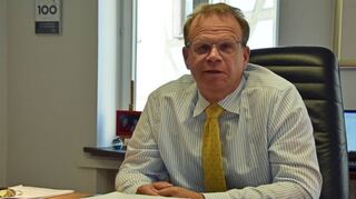 Bernd Kober in seinem Wertheimer Büro.