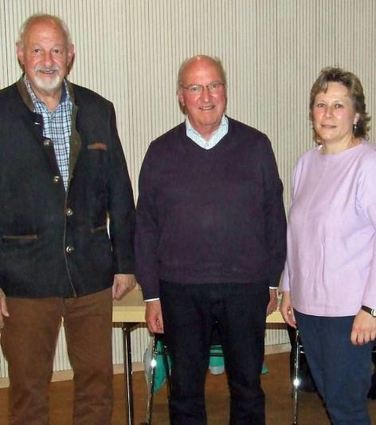 Verabschiedet wurden (von links) Reinhard Keller, Hans Ullrich und Doris Schwägerl.