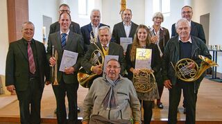 Die Geehrten mit Landesposaunenwart Kirchenmusikdirektor Armin Schäfer (links).