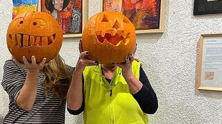 "Kürbiskunst" im Atelier der Wiesentaler Künstlerin und Kunsttherapeutin Anita Medjed-Stumm
