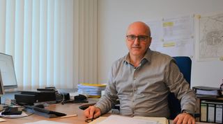 Die Geschäftsstelle des Gemeinsamen Gutachterausschusses Main-Tauber-Süd ist im Bad Mergentheimer Rathaus untergebracht. Leiter ist Stadtbaudirektor Bernd Straub.