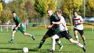 Der TSV Assamstadt II (helle Trikots) kanzelte Aufsteiger SpG Urphar-Lindelbach/Bettingen mit 7:1 ab.