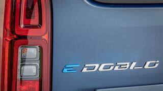 mid Frankfurt - Der E-Doblo, die neueste Version des C-Van-Modells, ist in Bezug auf Leistung, Funktionalität, Nutzlast und Vielseitigkeit auf höchstem Niveau, so der Hersteller.