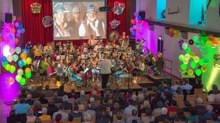 Vereine müssen ab dem 1. Januar deutlich tiefer in die Tasche greifen. Der Verwaltungsausschuss hat einer Erhöhung der Gebühren für Heizung und Strom bei Veranstaltungen in der Erftalhalle, wie den Jahreskonzerten des Musikvereins Schweinberg (Bild), zugestimmt. Die Entscheidung über die Erhöhung der Grundmiete wurde vertagt.