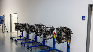 mid Hösbach - Klassische Verbrennermotoren gibt es natürlich auch noch.