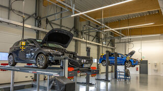 mid Hösbach - Hebebühnen dürfen natürlich auch nicht fehlen.