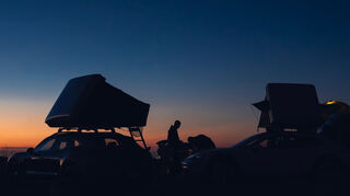 mid Groß-Gerau - Nächtlichen Schutz vor Mücken und Licht bieten ein Insektenschutzgitter sowie eine zusätzliche Verdunkelung.