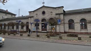 Das Bahnhofsgebäude Lauda wird keine „Brainstation“. Unternehmer und Visionär Dr. Gunther Wobser ist von den Kaufverhandlungen mit der Stadt zurückgetreten.
