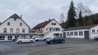 Nur wenige Monate nach dem Einstieg bei der insolventen Appel-Gruppe ist der neue Investor Rüster erneut in Schieflage geraten.
