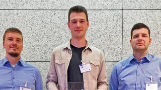 Freude über die Auszeichnung (von links): Lukas Waller, Wilhelm Meyer und Andreas Unseld.