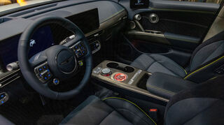 mid Frankfurt - Luxus und aktuelle Technik in einem Genesis.