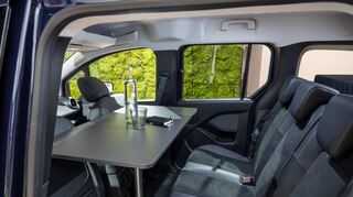 mid Idstein - Das Mobiliar des Concept EQT Marco Polo ist nicht nur funktional, sondern passt auch optisch nahtlos in den hochwertigen Innenraum des neuen EQT.