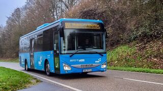 Auf der NightLife-Shuttle-Linie 991 zwischen Wertheim und Würzburg werden die Fahrzeiten zur Verbesserung der Fahrplanstabilität angepasst.