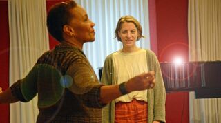 Gehört die junge Maria zum Ensemble der Sommeroper? Gesangsprofi Janice Dixon verpasst dem Nachwuchstalent den Schliff fürs Vorsingen.